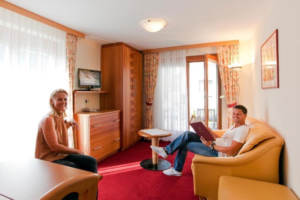 Tirolerhof Hotell Serfaus Exteriör bild