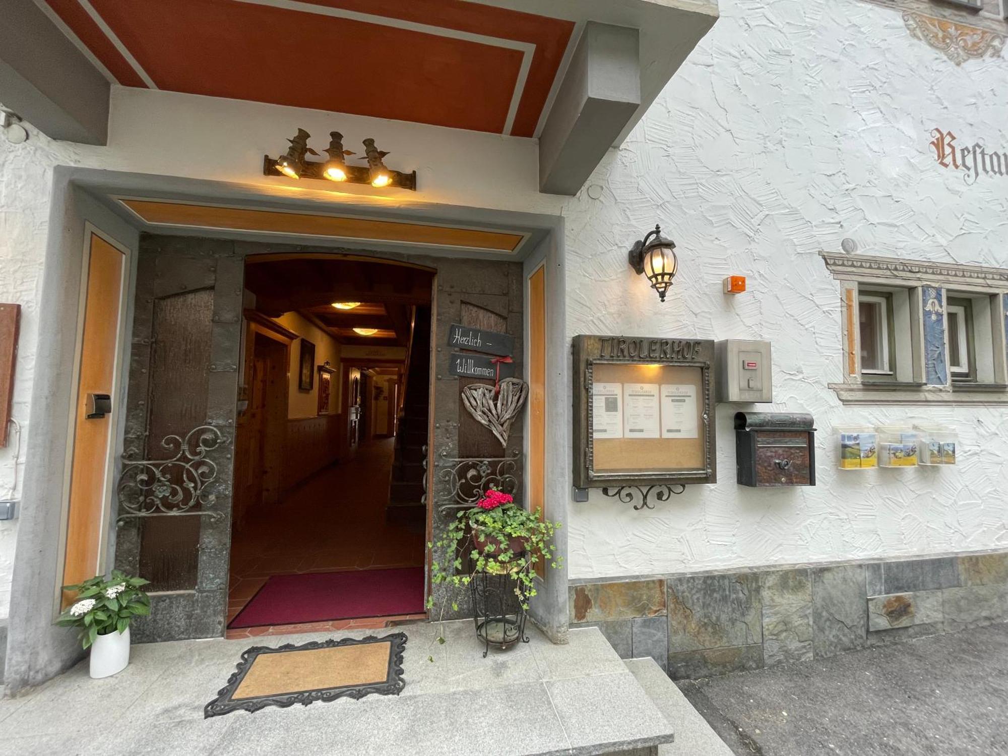 Tirolerhof Hotell Serfaus Exteriör bild